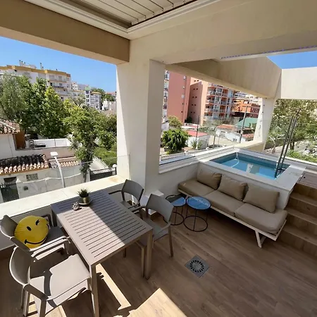 With Little Saltpool Apartament Torremolinos