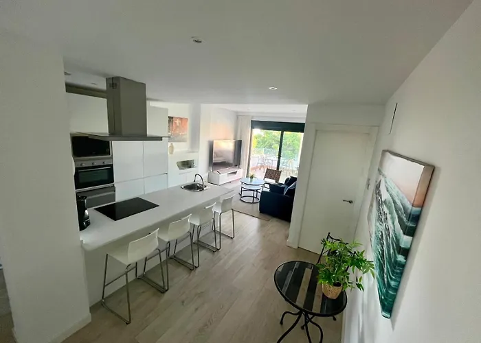 With Little Saltpool Lägenhet