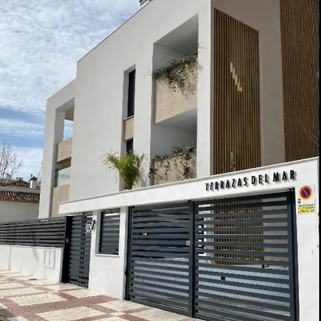 With Little Saltpool Апартаменти *